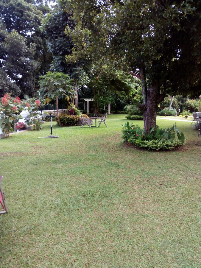 Manor House Hotel Embulpure Ngoại thất bức ảnh