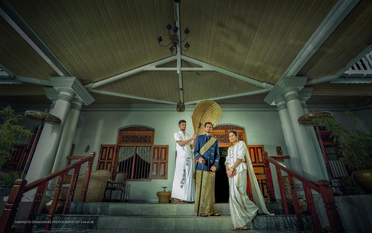 Manor House Hotel Embulpure Ngoại thất bức ảnh